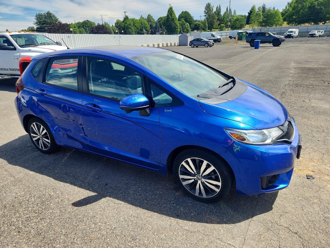2015 HONDA FIT