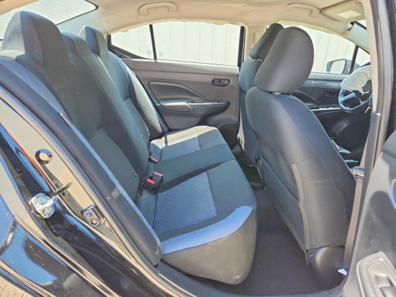 2025 NISSAN VERSA