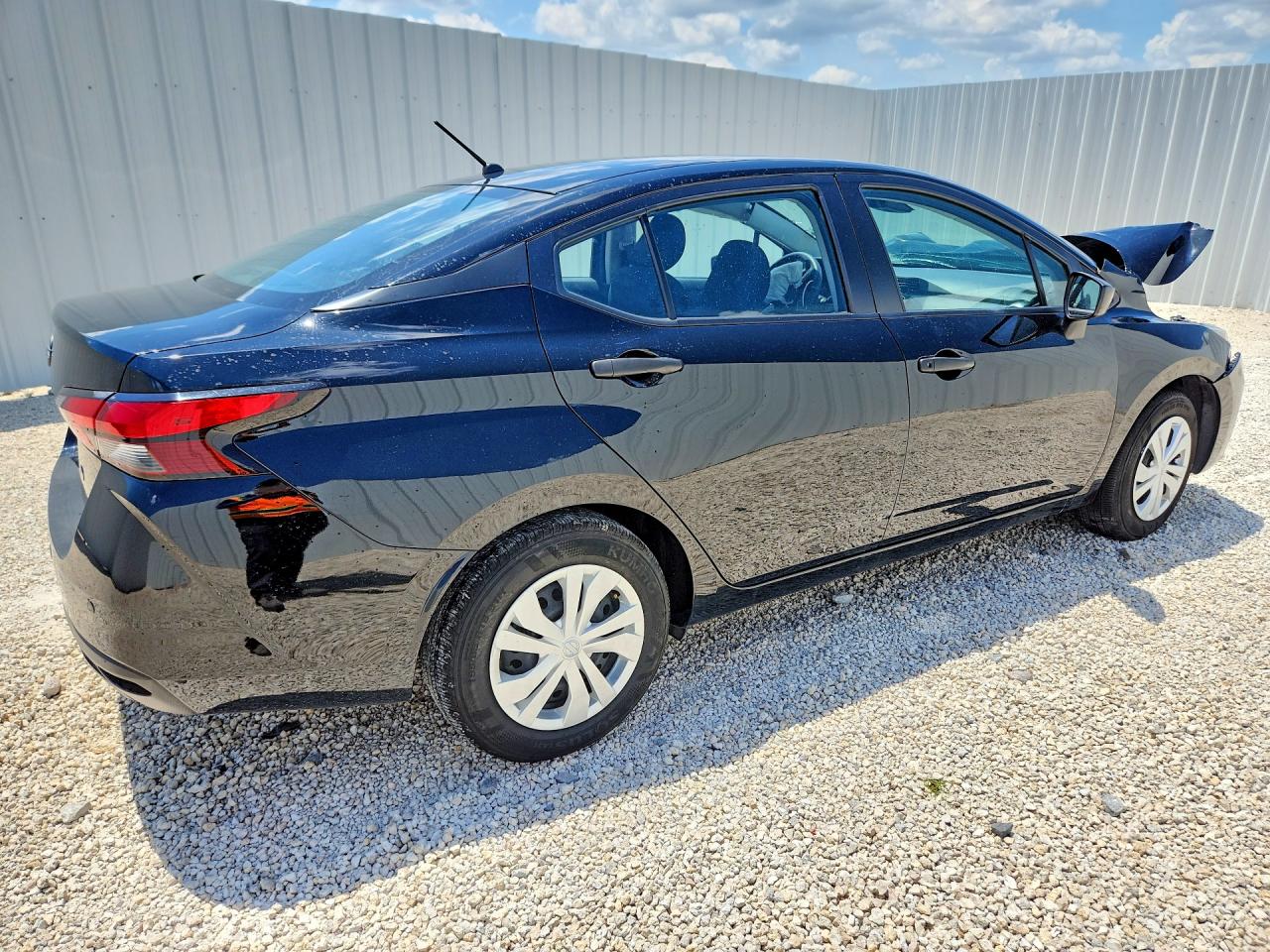 2025 NISSAN VERSA