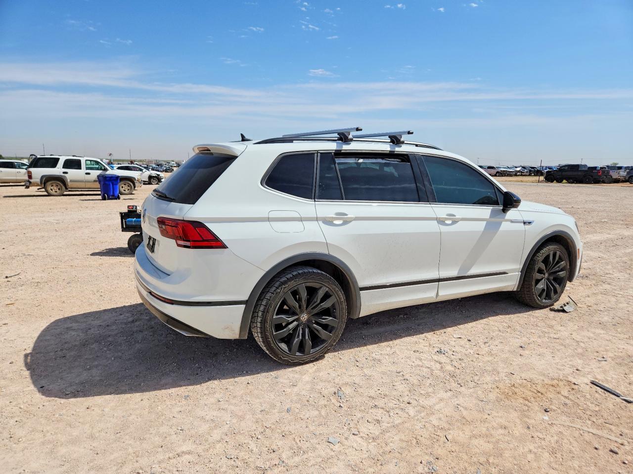 2021 VOLKSWAGEN TIGUAN