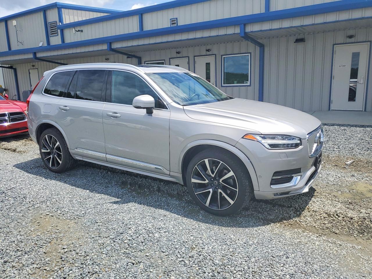 2023 VOLVO XC90