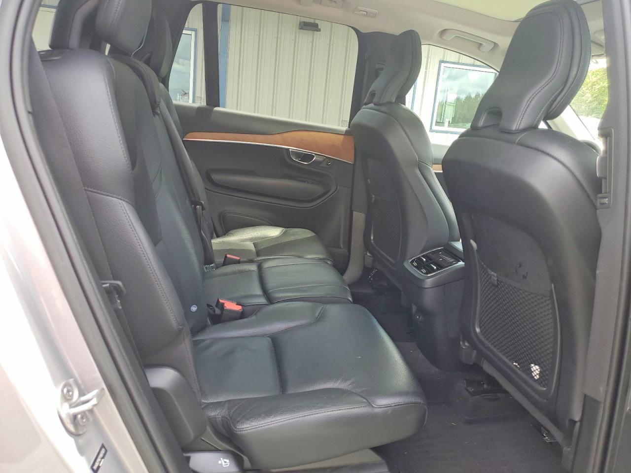 2023 VOLVO XC90