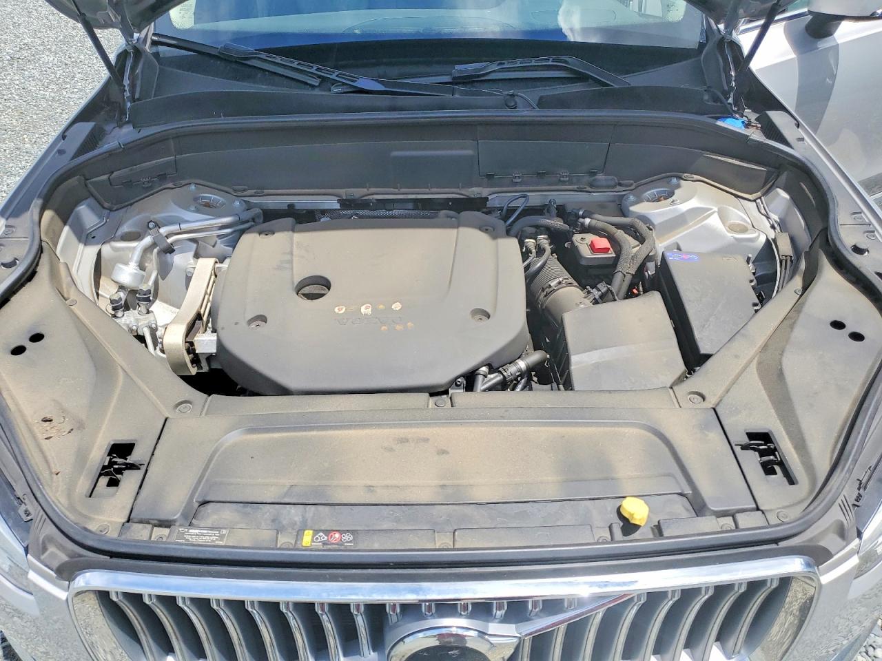 2023 VOLVO XC90