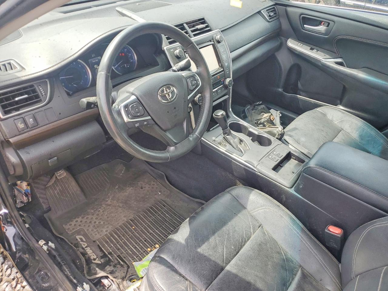 2017 TOYOTA CAMRY