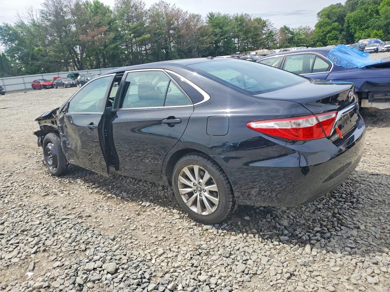 2017 TOYOTA CAMRY