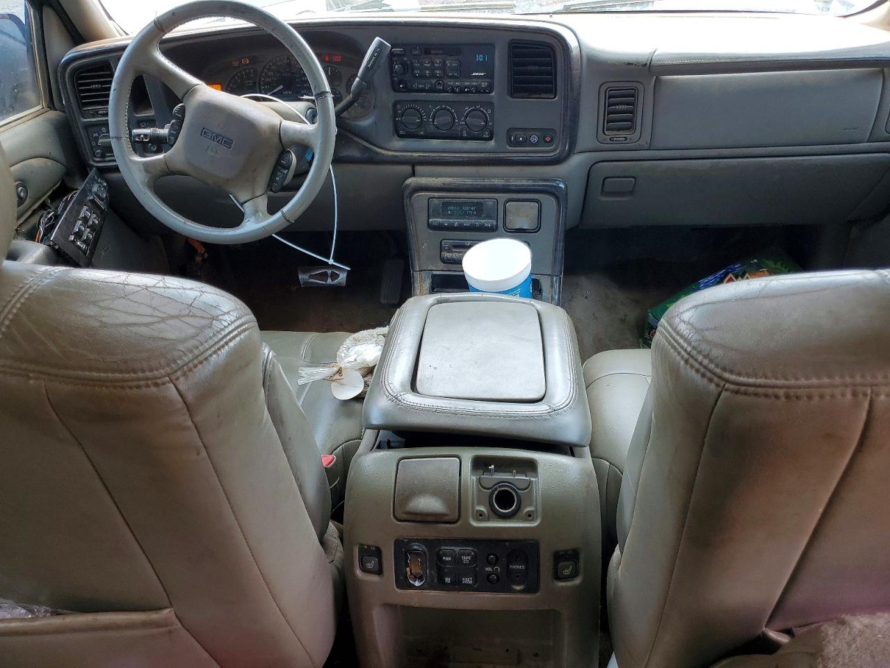 2002 GMC DENALI