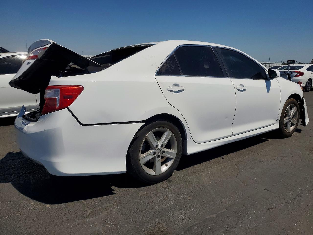 2013 TOYOTA CAMRY