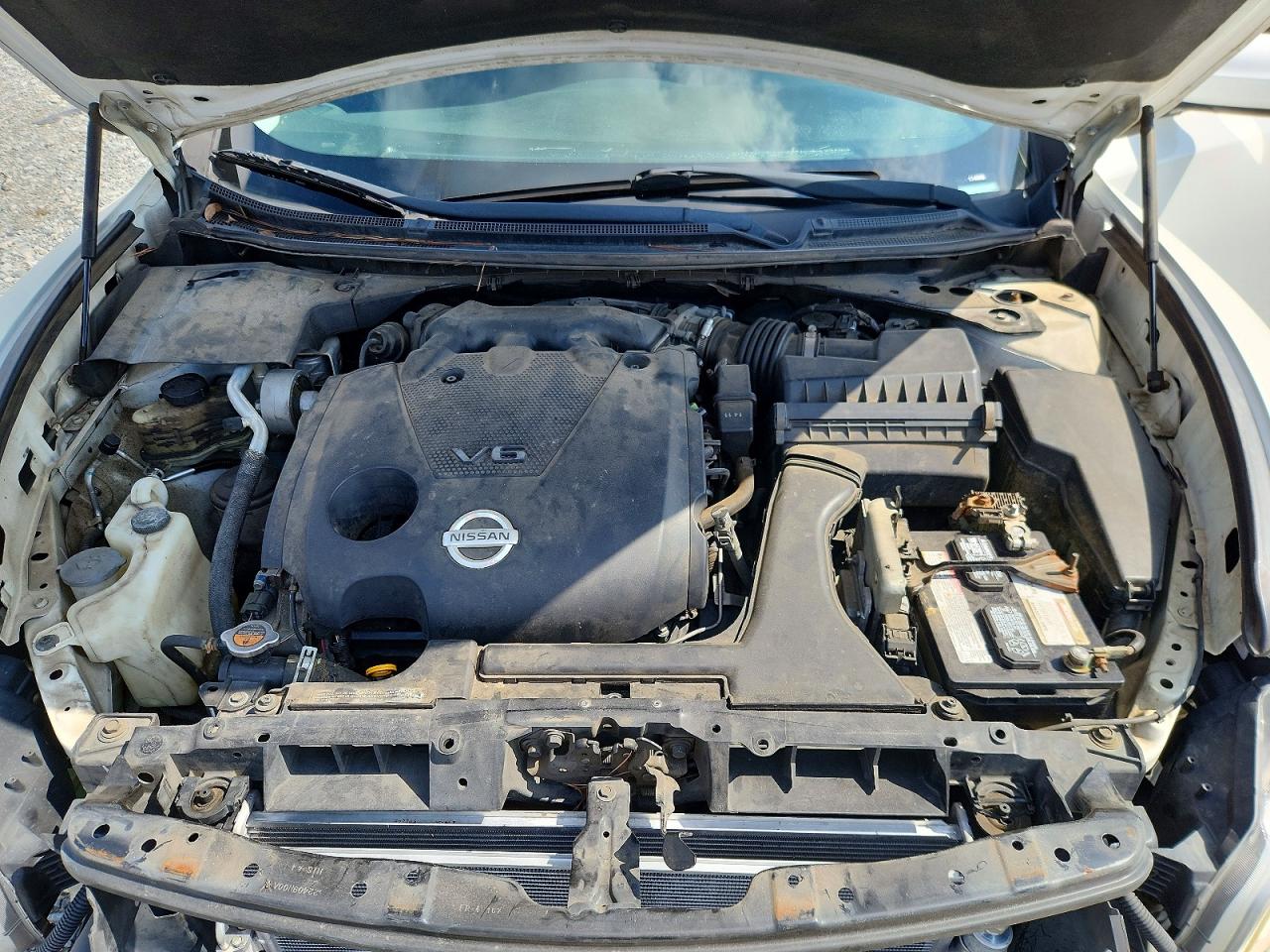 2011 NISSAN MAXIMA