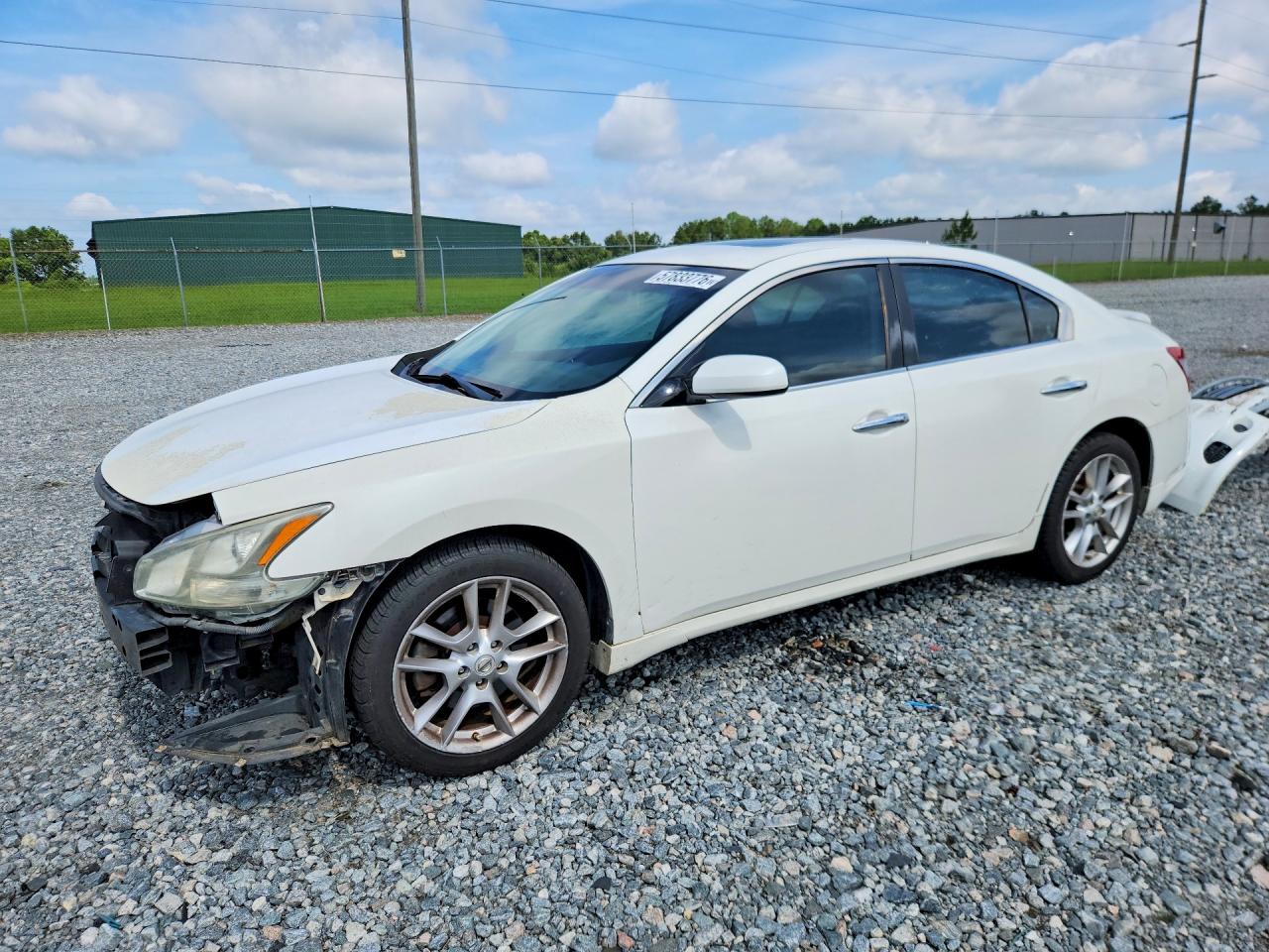 2011 NISSAN MAXIMA