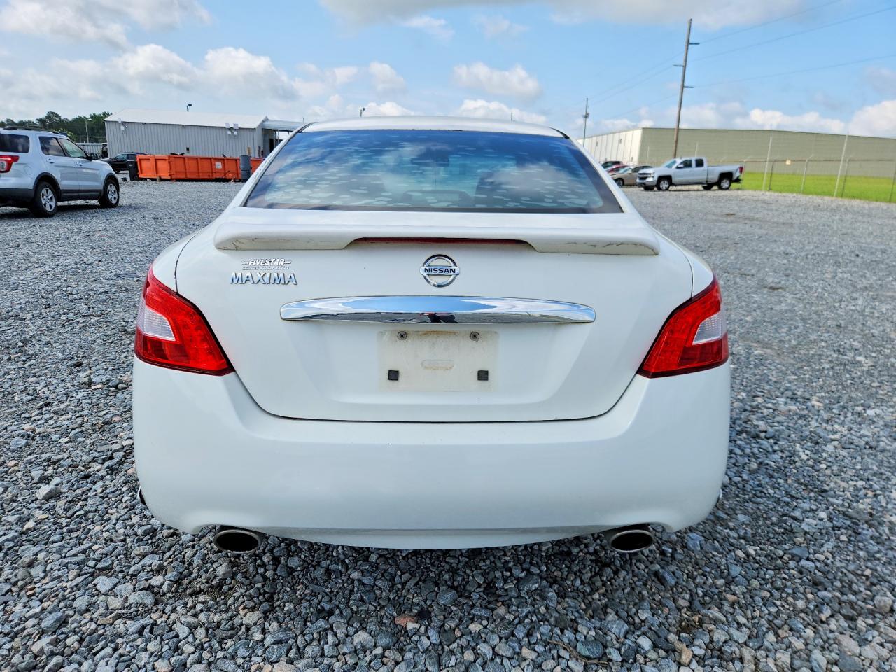 2011 NISSAN MAXIMA