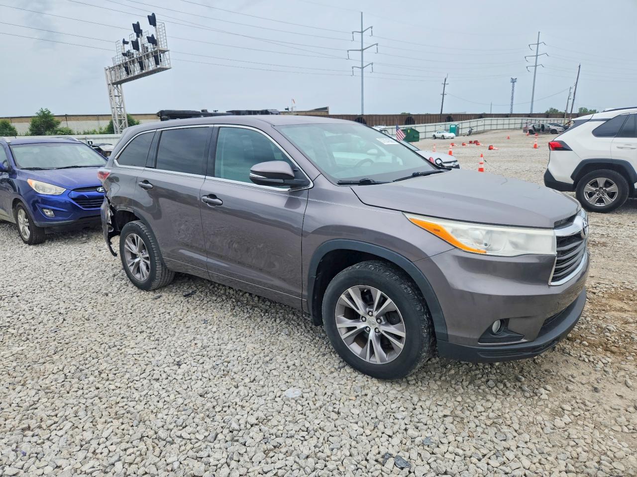 2014 TOYOTA HIGHLANDER