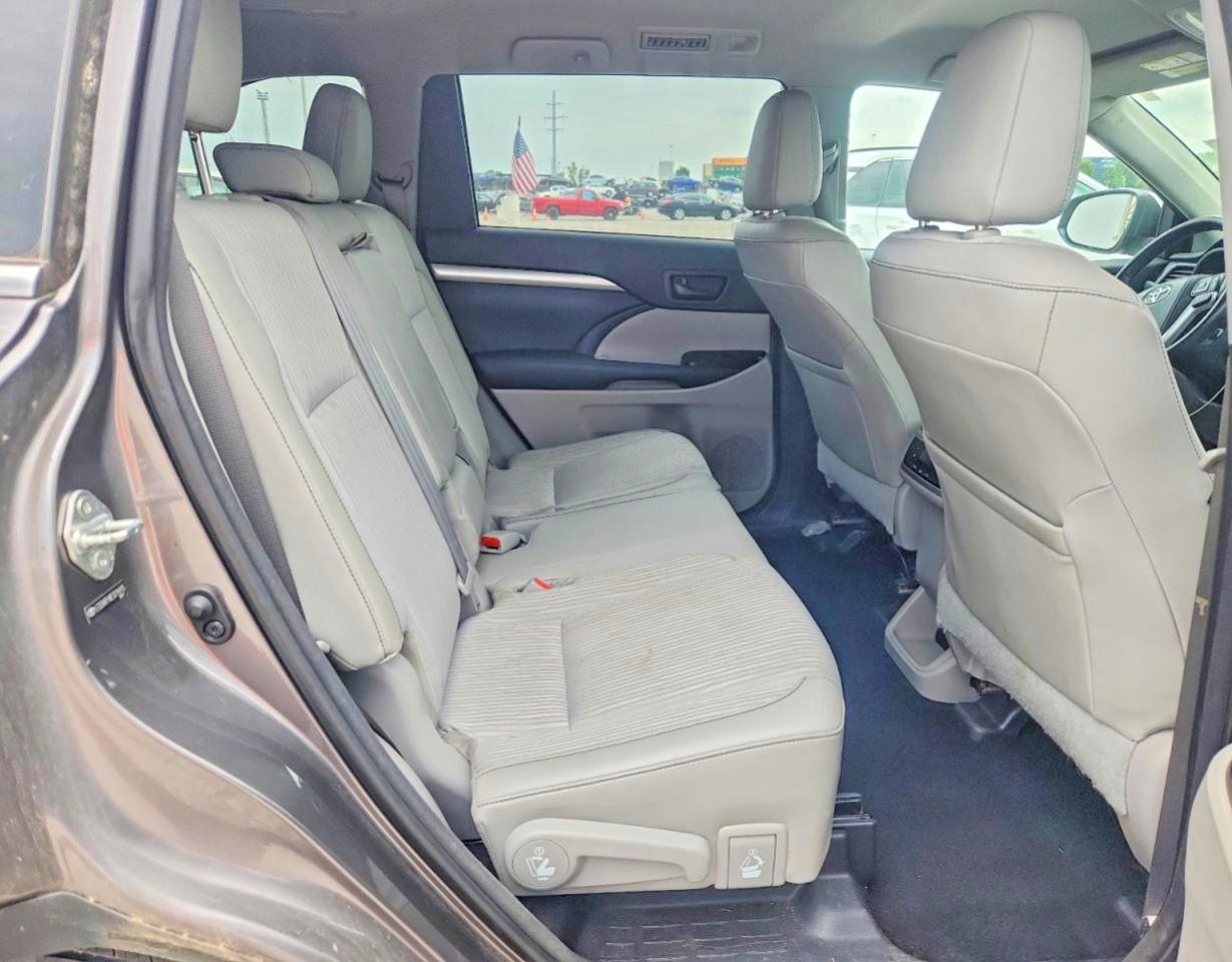 2014 TOYOTA HIGHLANDER