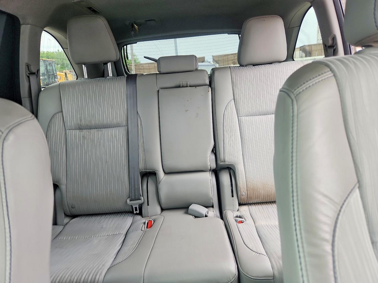 2014 TOYOTA HIGHLANDER