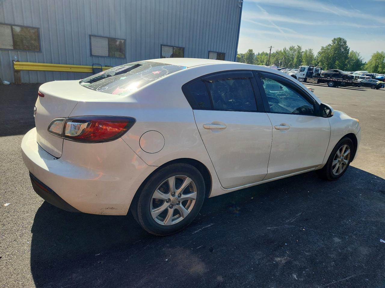 2010 MAZDA 3