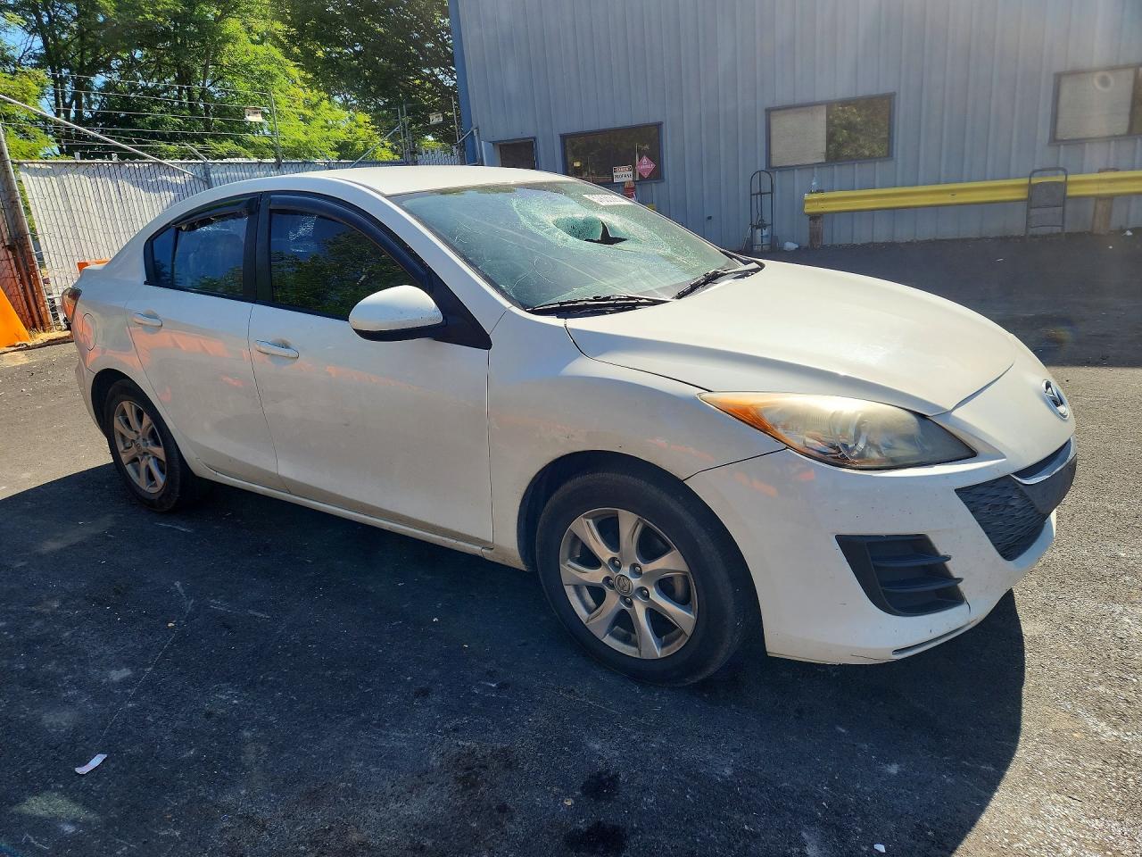 2010 MAZDA 3