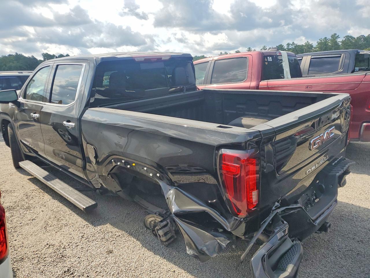 2023 GMC SIERRA