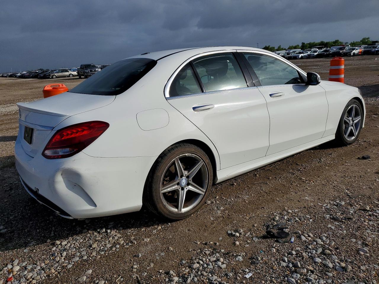 2017 MERCEDES-BENZ C-CLASS