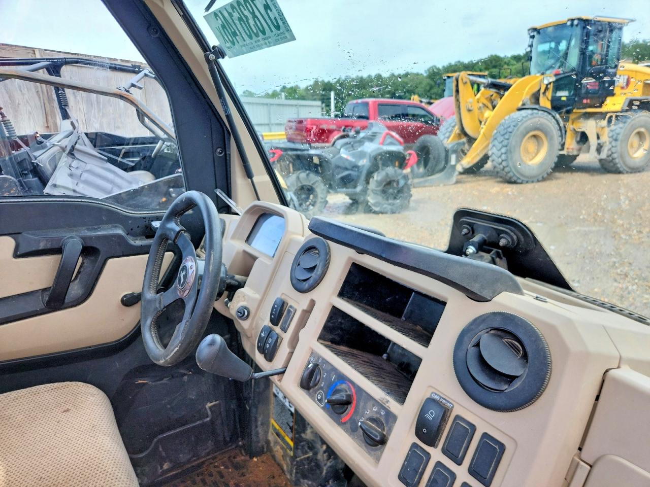 2021 JOHN DEERE XUV835R