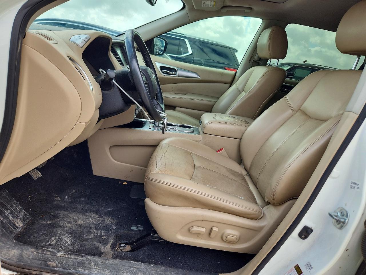 2017 NISSAN PATHFINDER