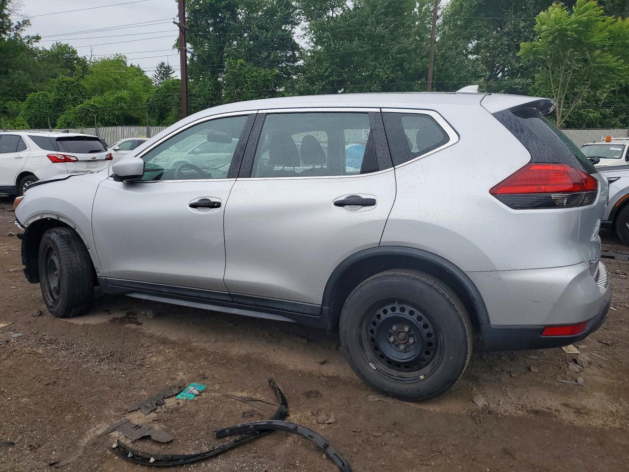 2017 NISSAN ROGUE