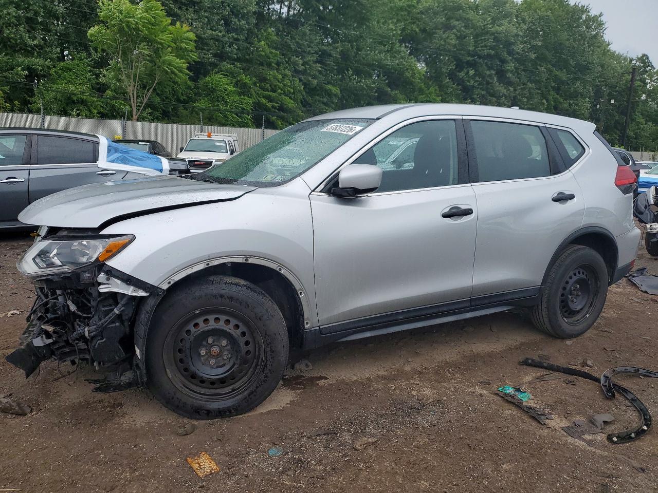 2017 NISSAN ROGUE