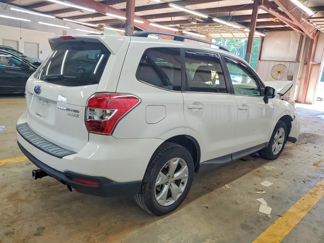 2016 SUBARU FORESTER