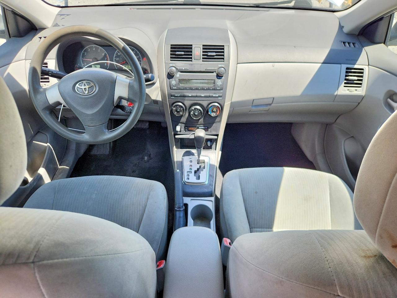 2010 TOYOTA COROLLA