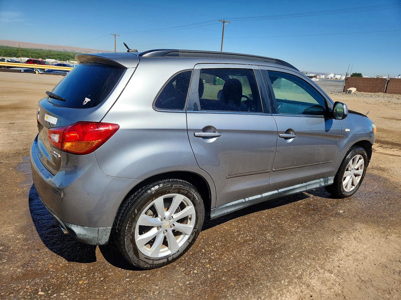 2013 MITSUBISHI OUTLANDER