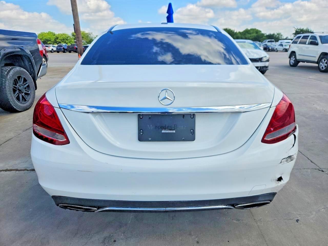 2018 MERCEDES-BENZ C-CLASS