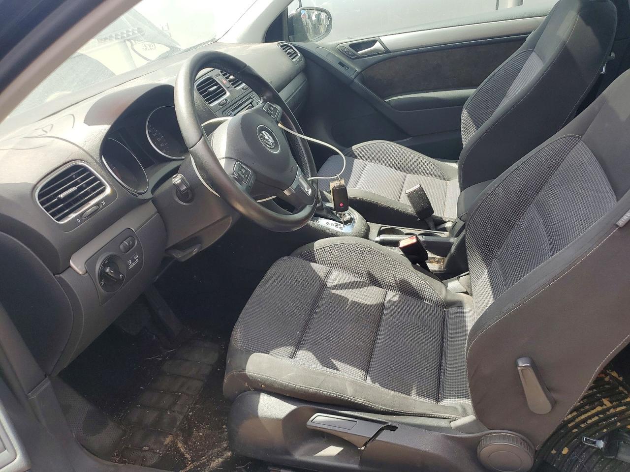 2012 VOLKSWAGEN GOLF