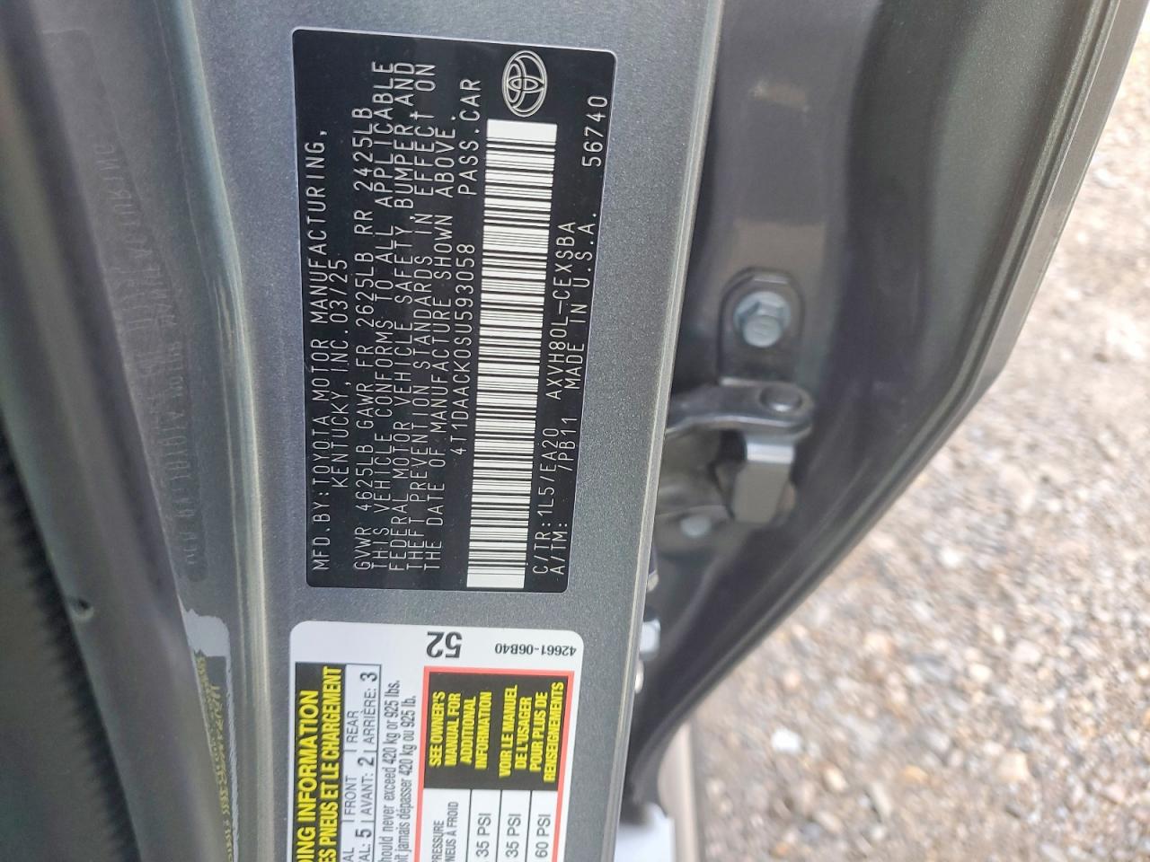 2025 TOYOTA CAMRY
