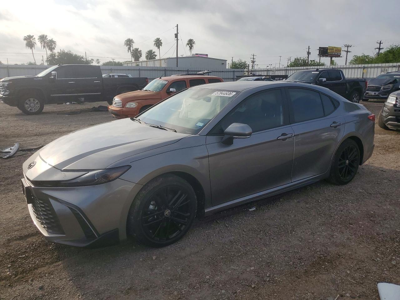2025 TOYOTA CAMRY