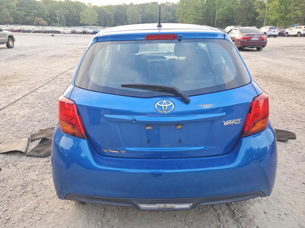 2016 TOYOTA YARIS