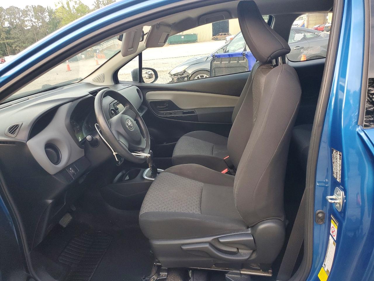 2016 TOYOTA YARIS