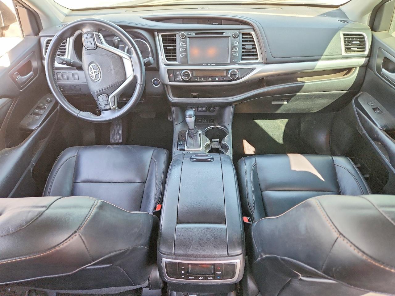 2017 TOYOTA HIGHLANDER