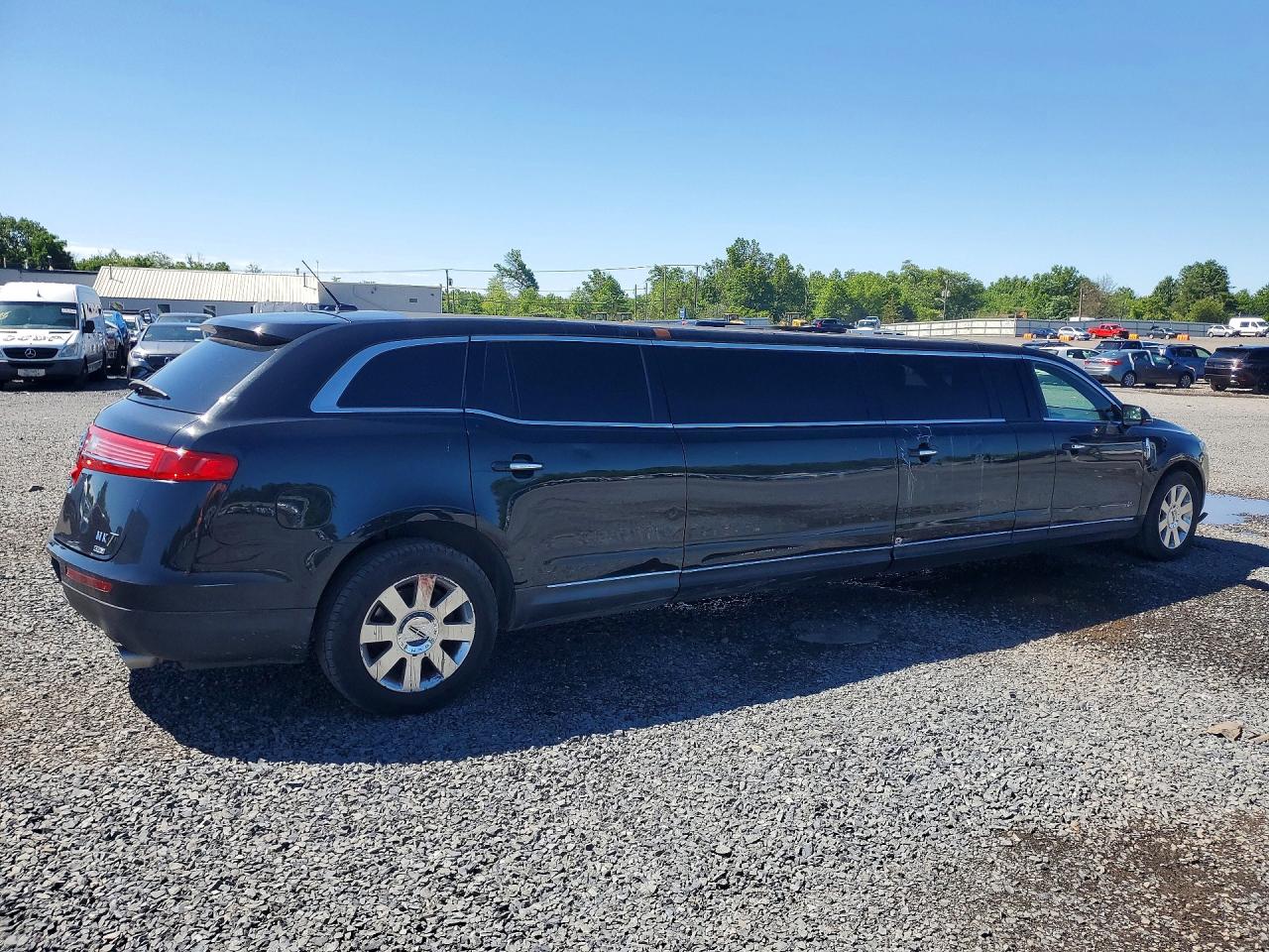 2015 LINCOLN MKT