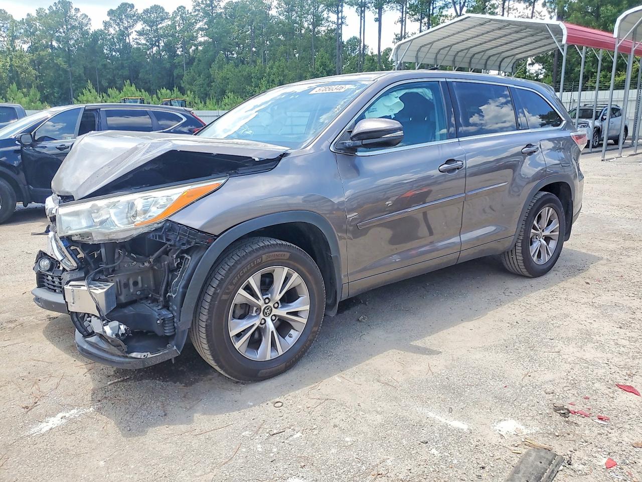 2016 TOYOTA HIGHLANDER