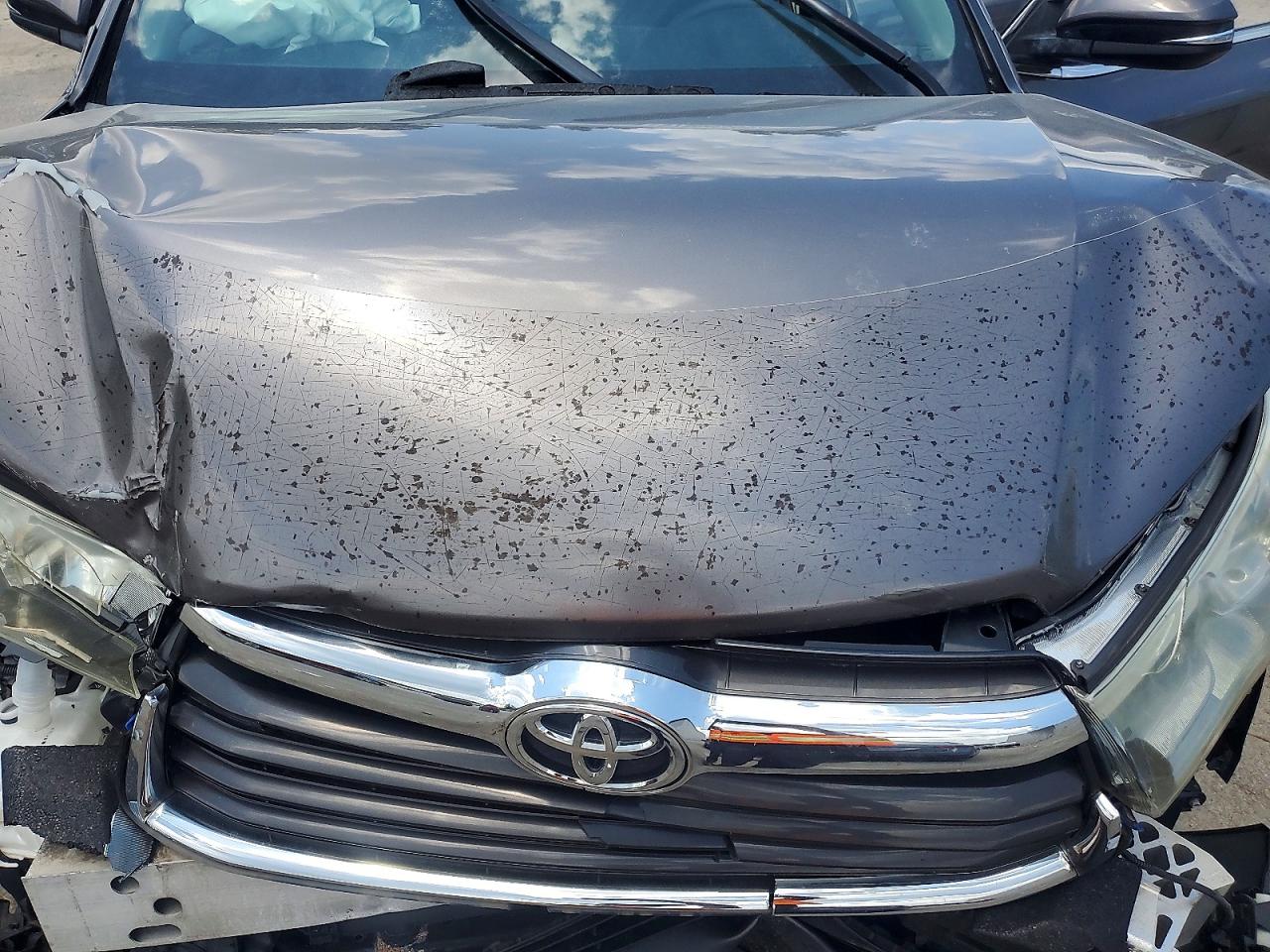 2016 TOYOTA HIGHLANDER