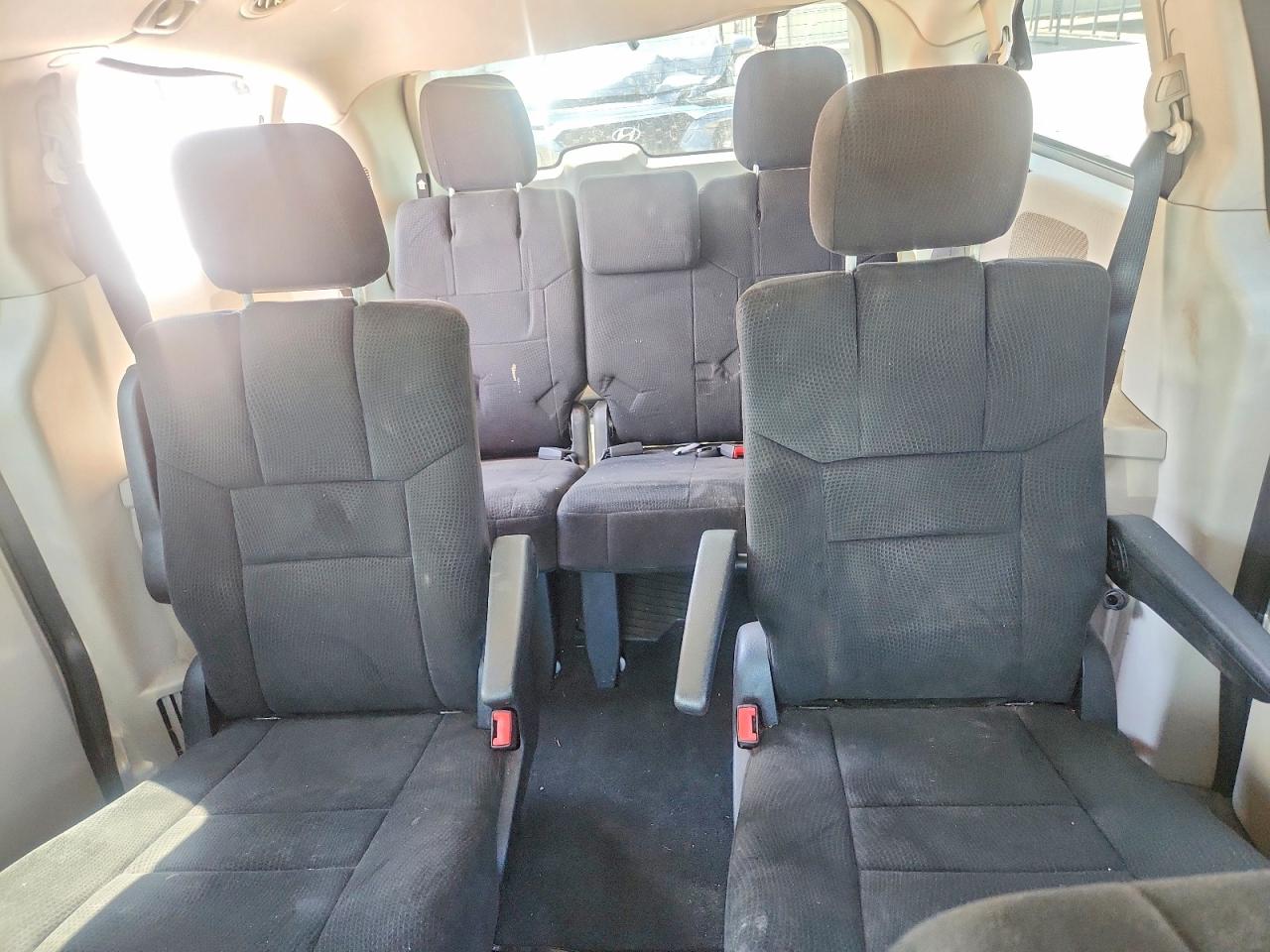2011 DODGE CARAVAN