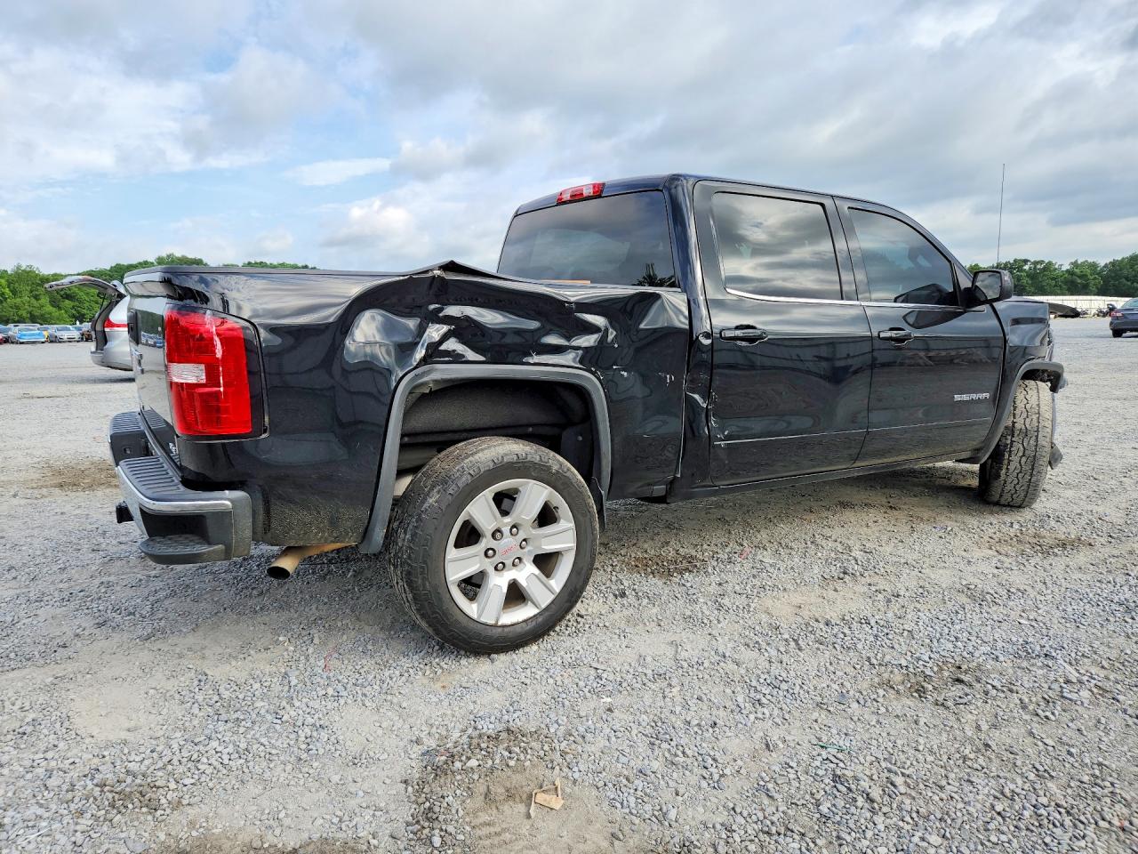 2017 GMC SIERRA