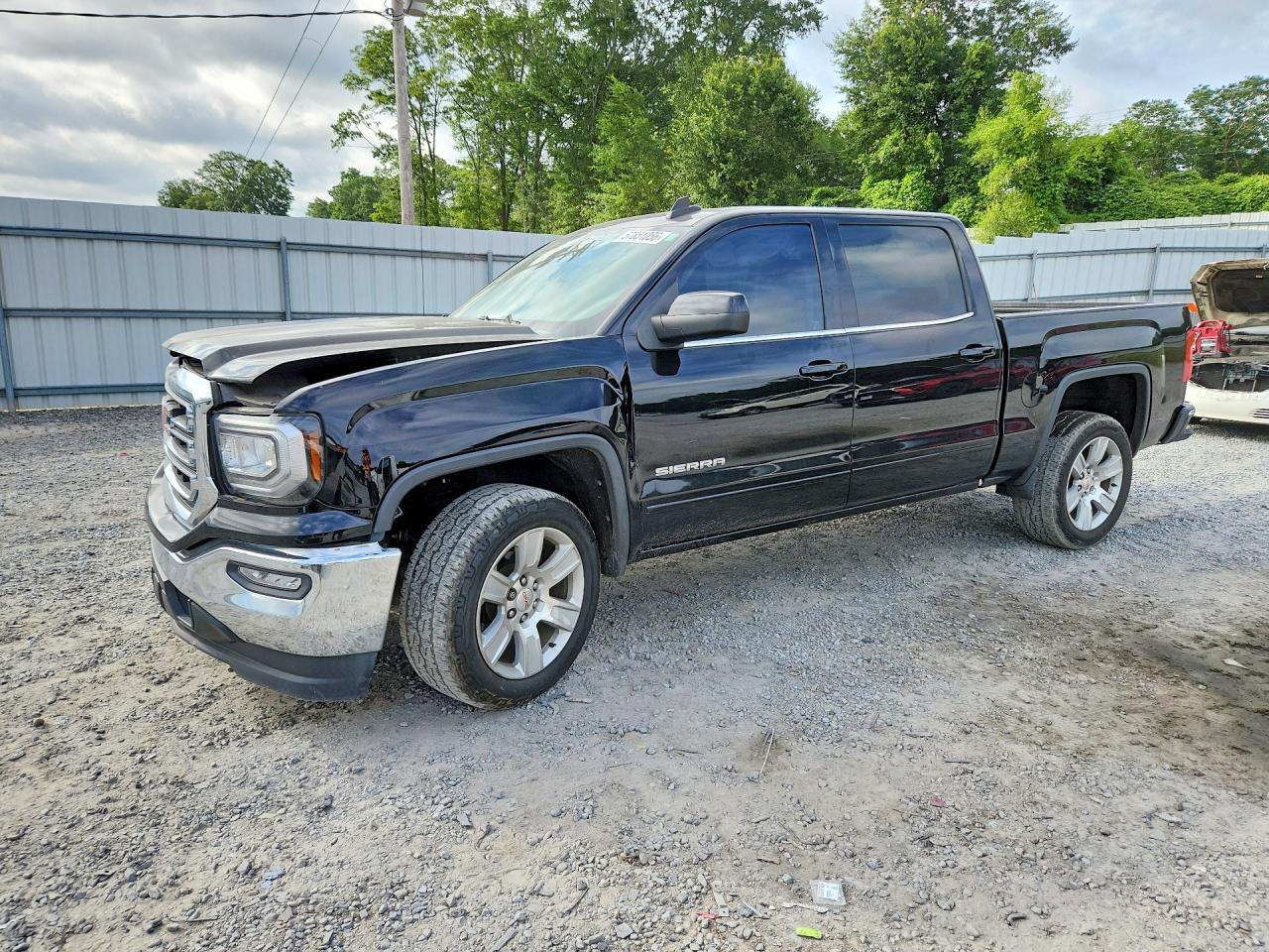 2017 GMC SIERRA