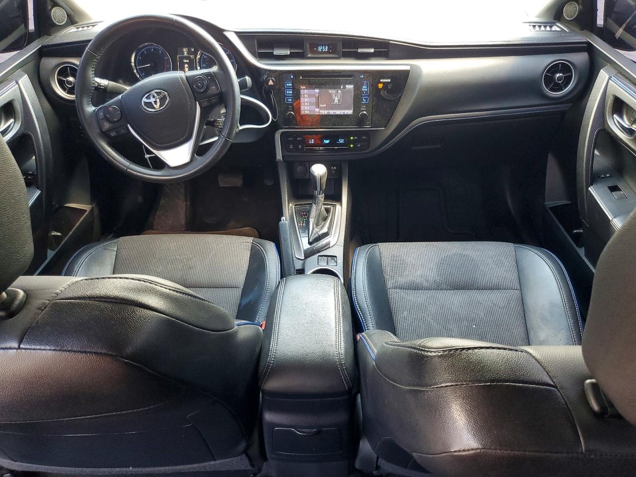 2017 TOYOTA COROLLA