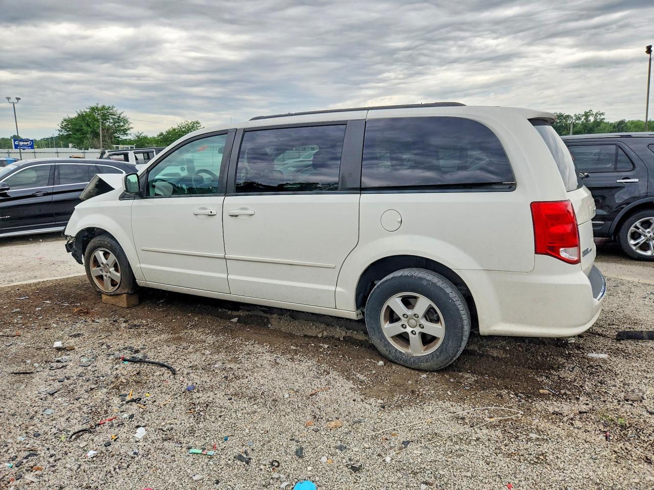 2013 DODGE CARAVAN