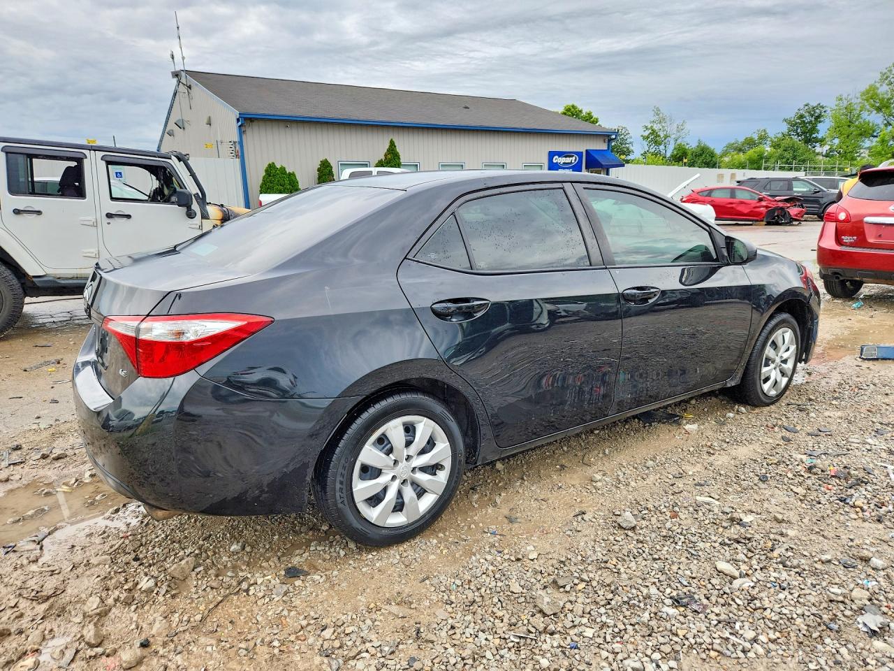 2016 TOYOTA COROLLA
