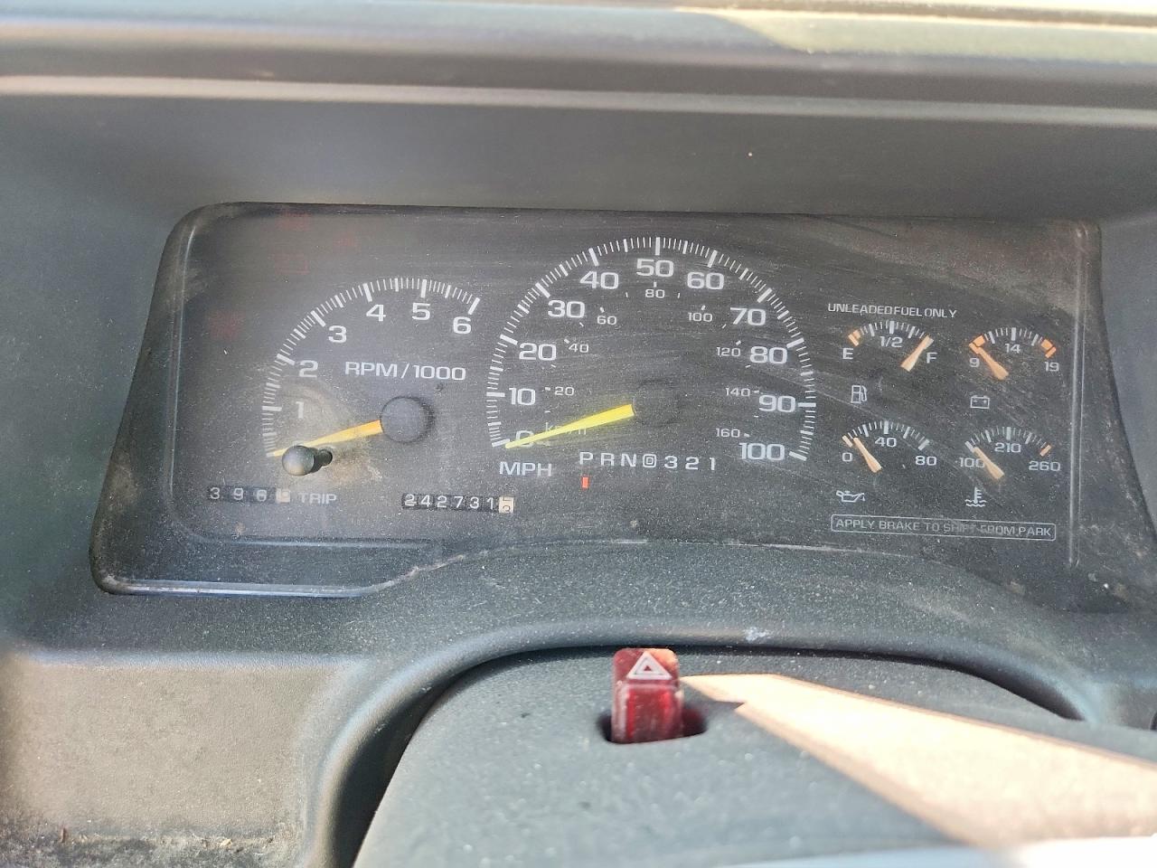 1999 CHEVROLET SUBURBAN