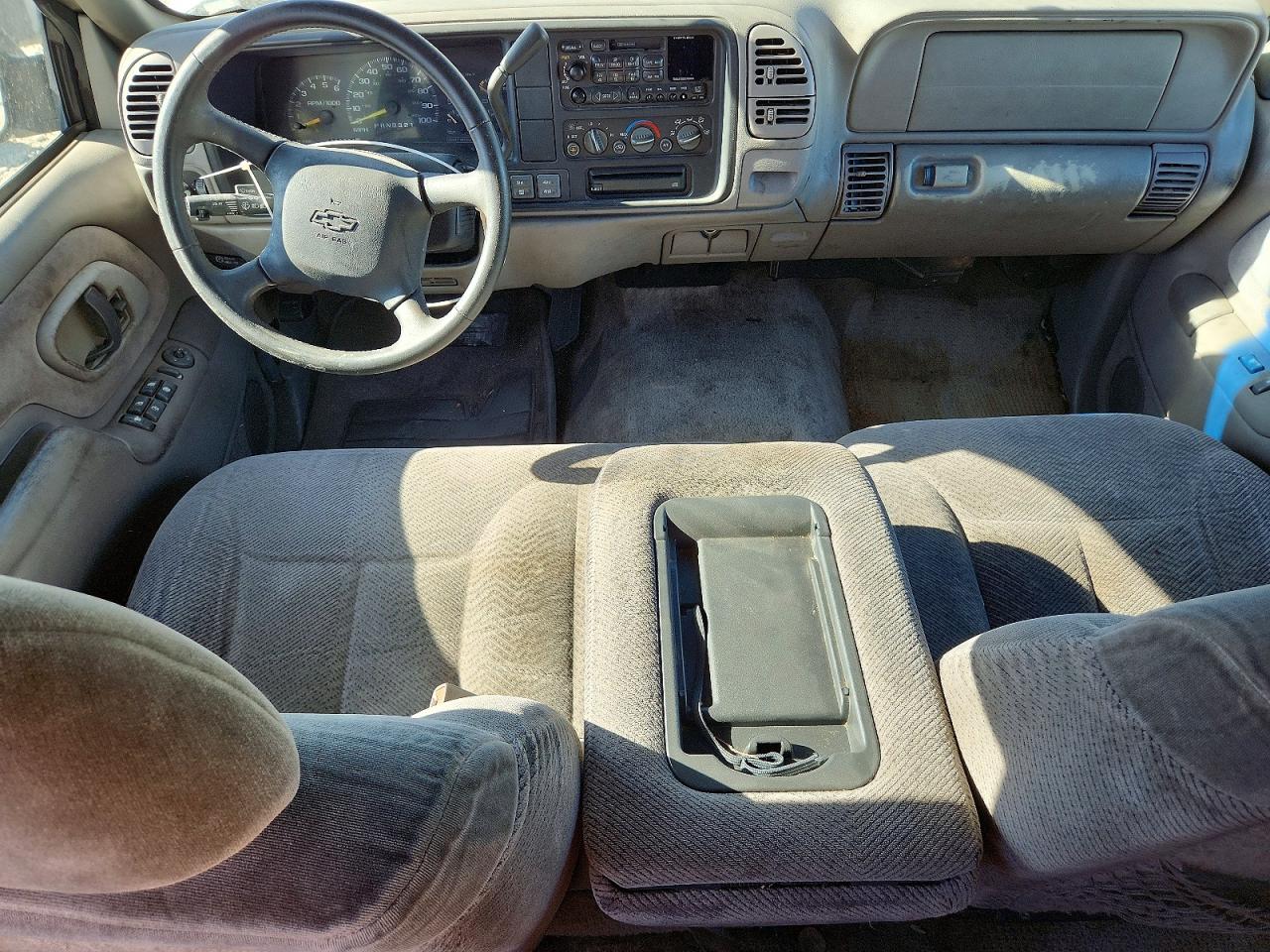 1999 CHEVROLET SUBURBAN