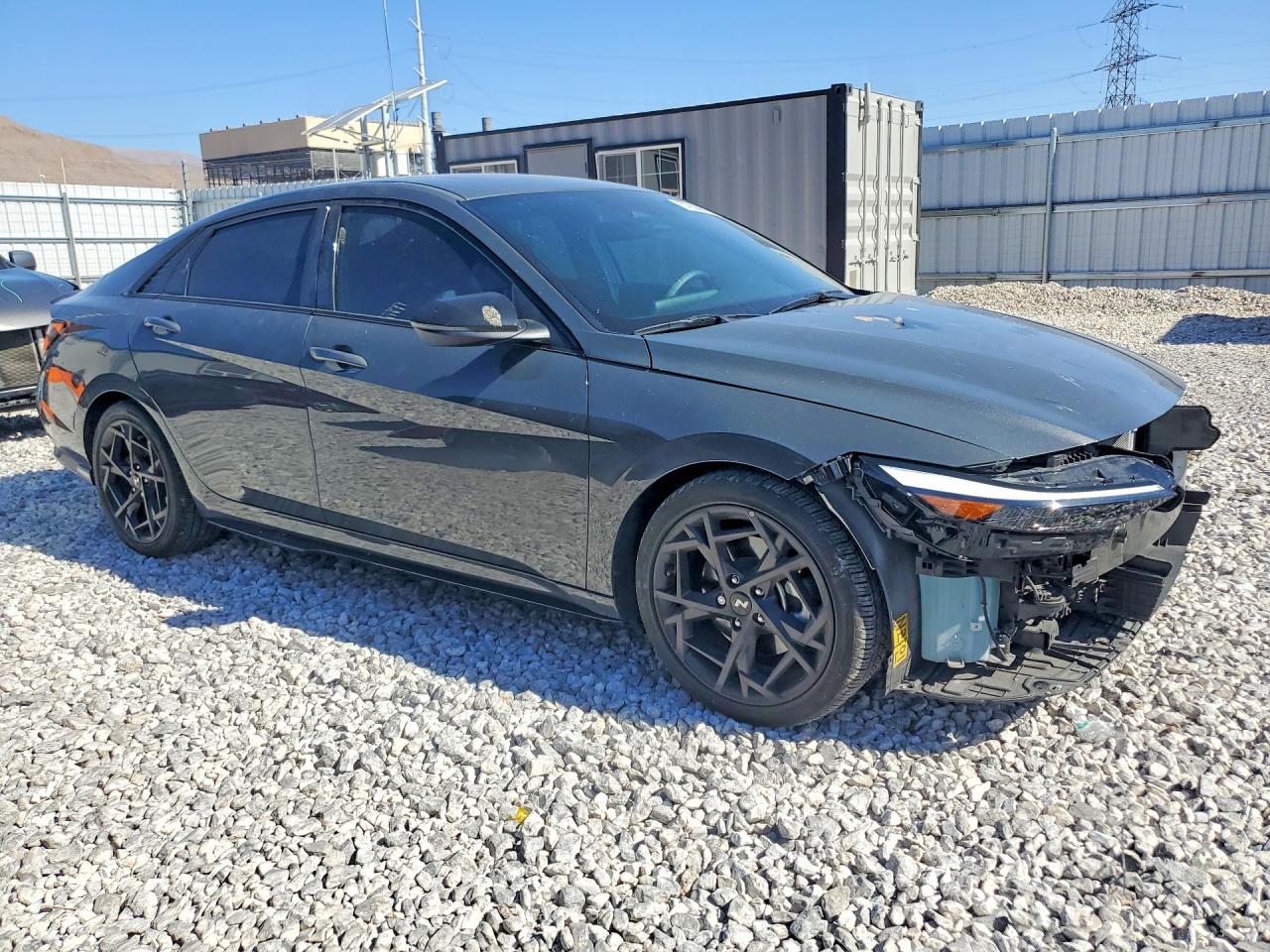 2024 HYUNDAI ELANTRA