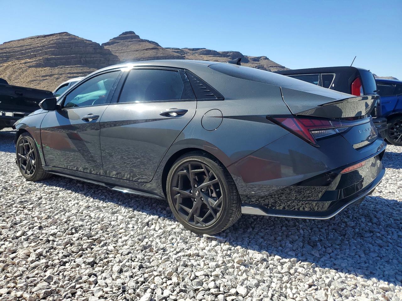 2024 HYUNDAI ELANTRA