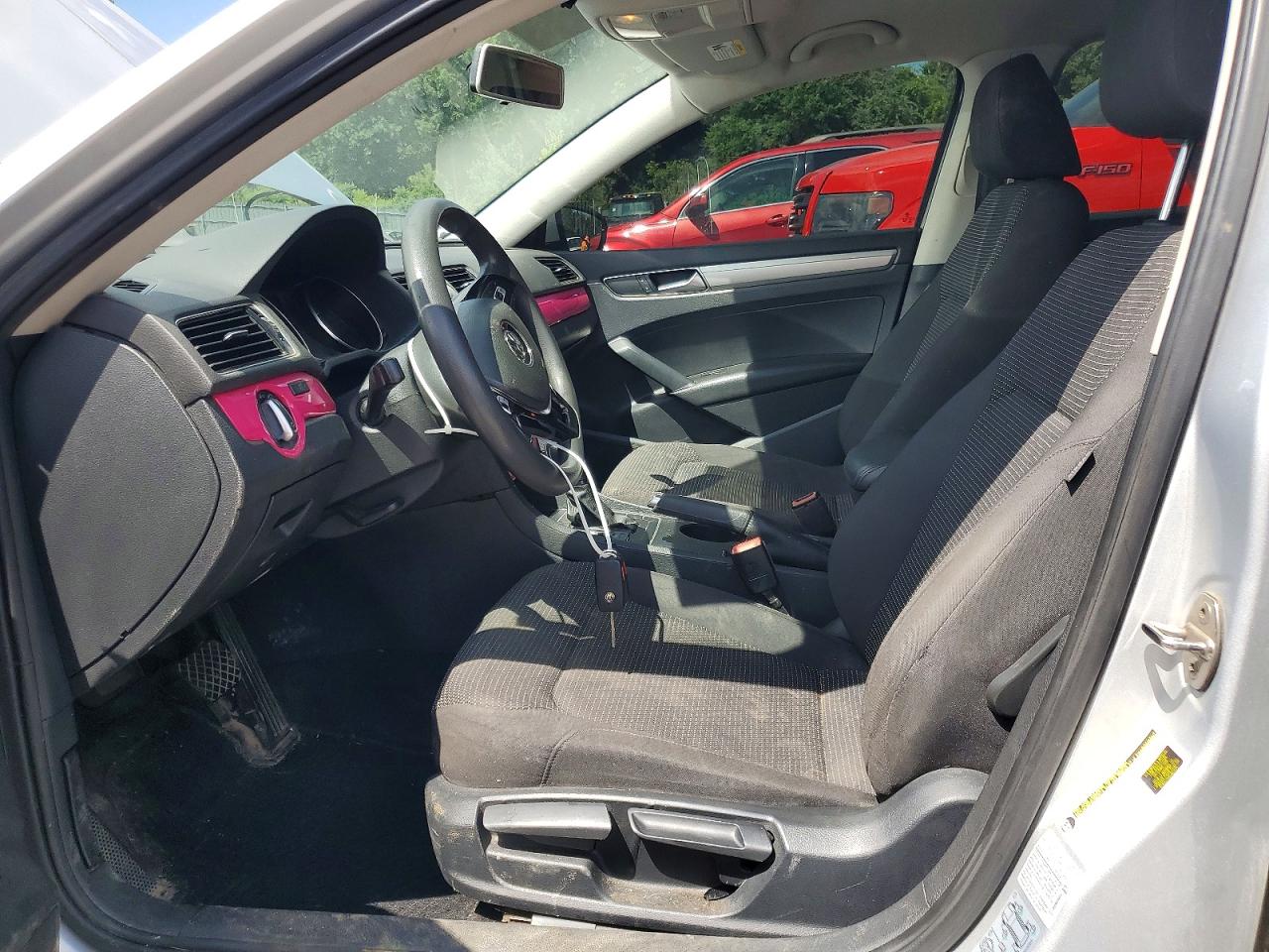 2016 VOLKSWAGEN PASSAT