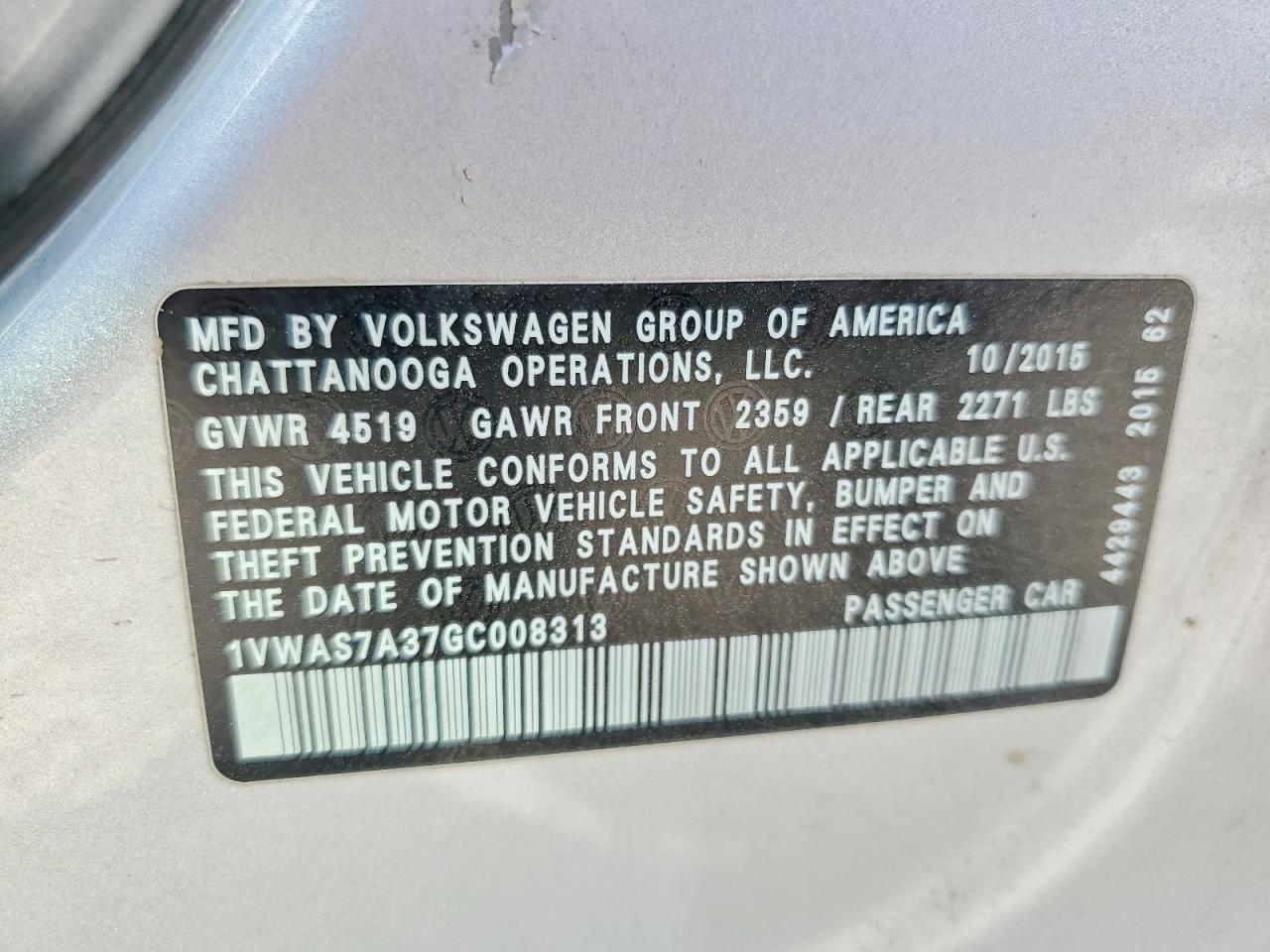 2016 VOLKSWAGEN PASSAT